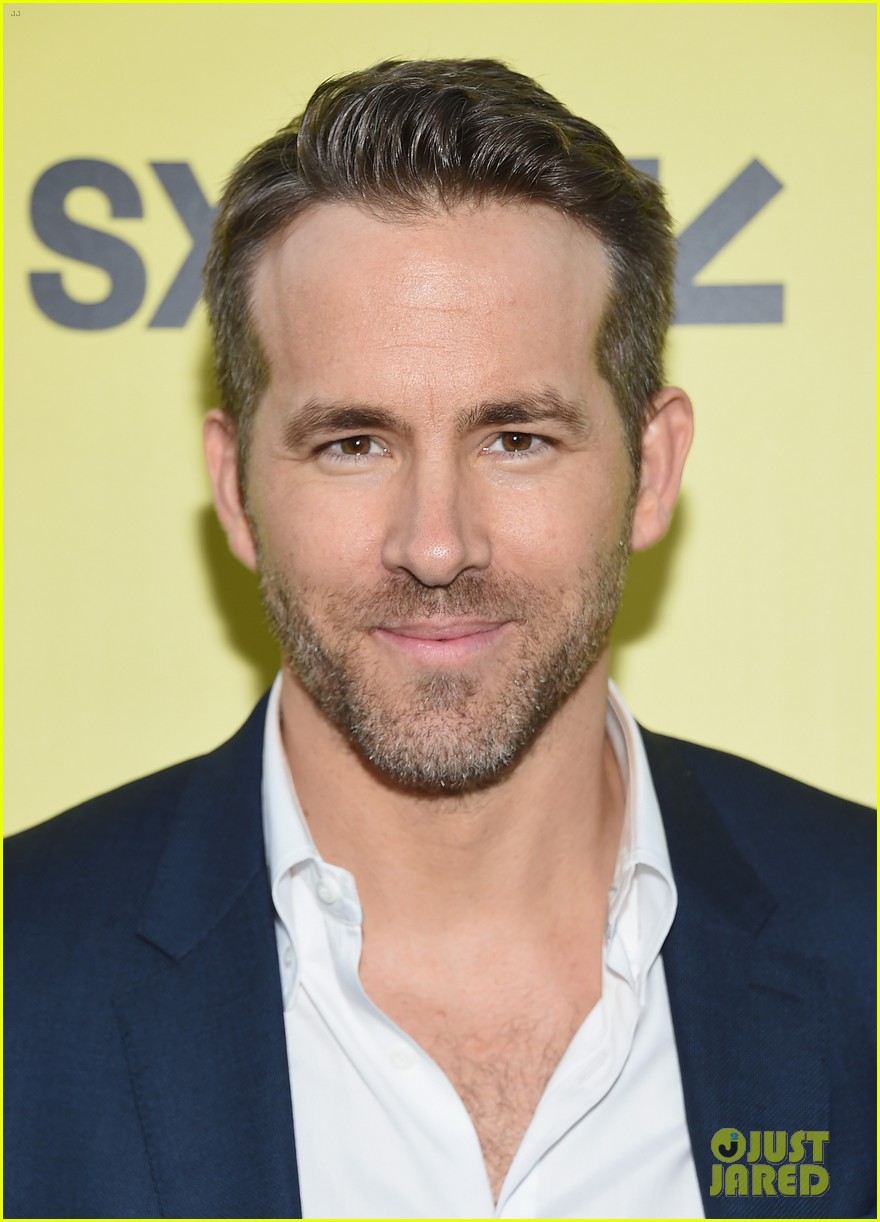 ryan reynolds opens about anxieties 024652252