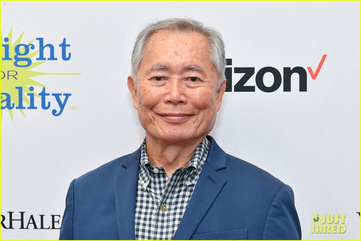 william shatner hits back at george takei 034645470