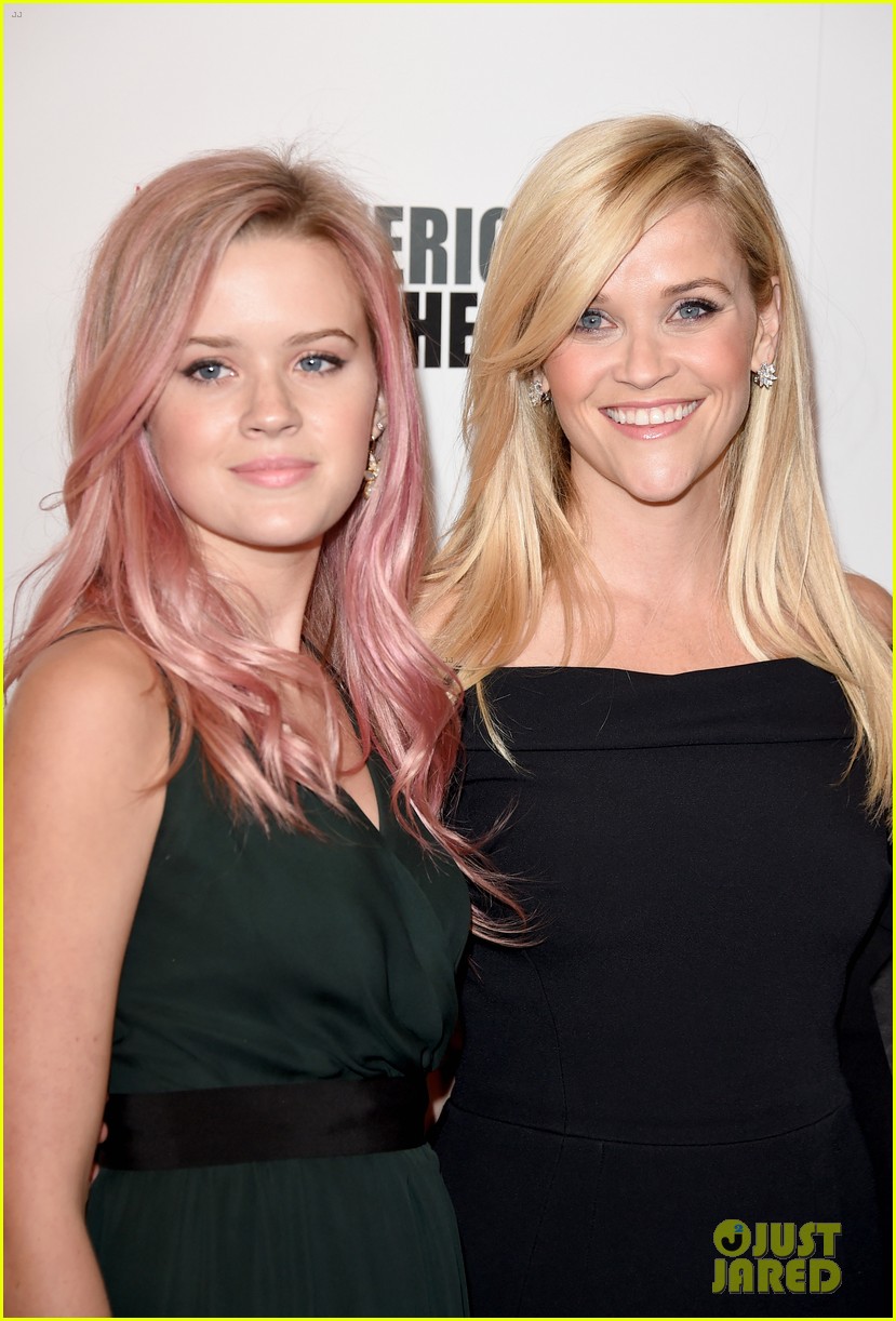 Reese Witherspoon Weighs In On She & Daughter Ava Phillippe 'Being