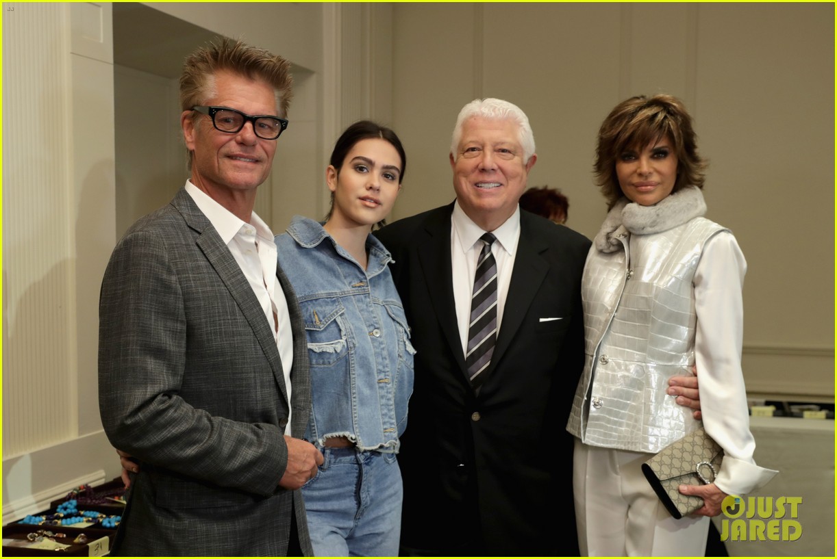 harry hamlin gushes over daughters with lisa rinna 04