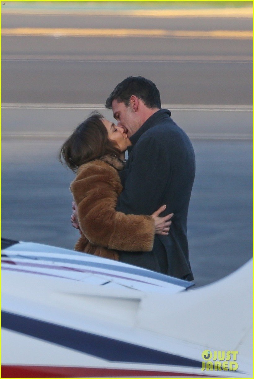Jennifer Lopez Gets Kisses From Ben Affleck Ahead Of Her Flight Out Of