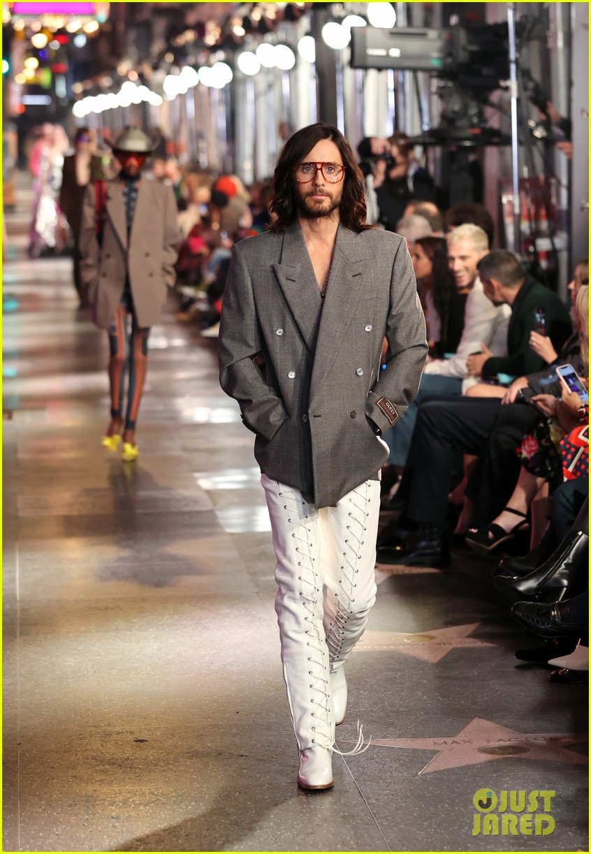 Macaulay Culkin, Jodie TurnerSmith, & Kodi SmitMcPhee All Walk in