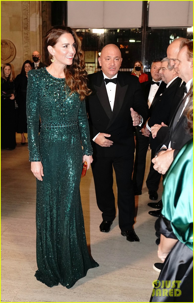kate middleton royal variety performance with prince william 104662725