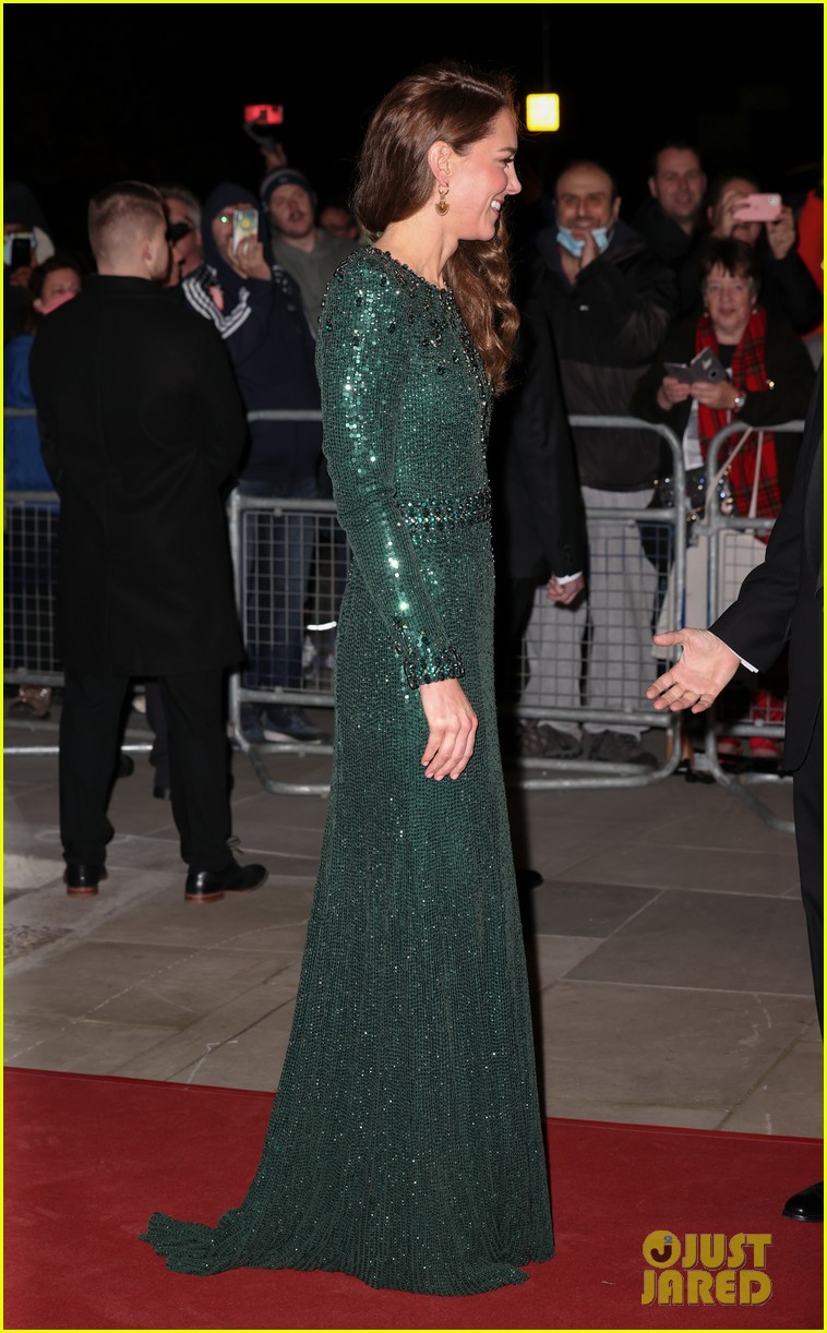 kate middleton royal variety performance with prince william 224662737