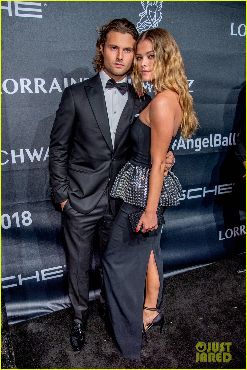 Nina Agdal Splits From Jack BrinkleyCook After 4 Years Together Photo(02)