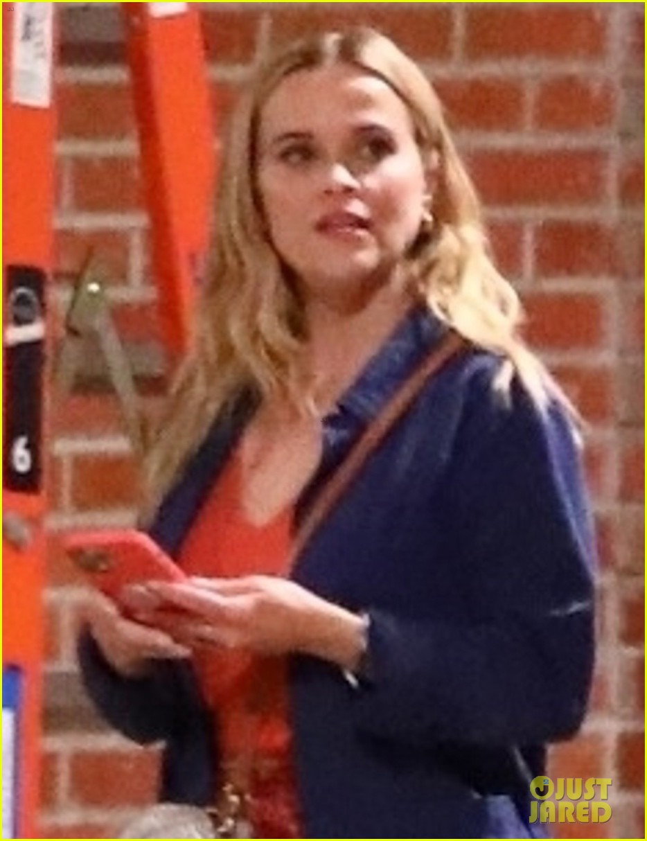 reese witherspoon wraps filming your place 054667349