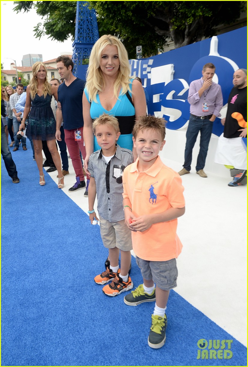 britney spears rare new photos with her kids 10