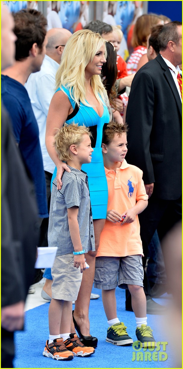 britney spears rare new photos with her kids 134655092