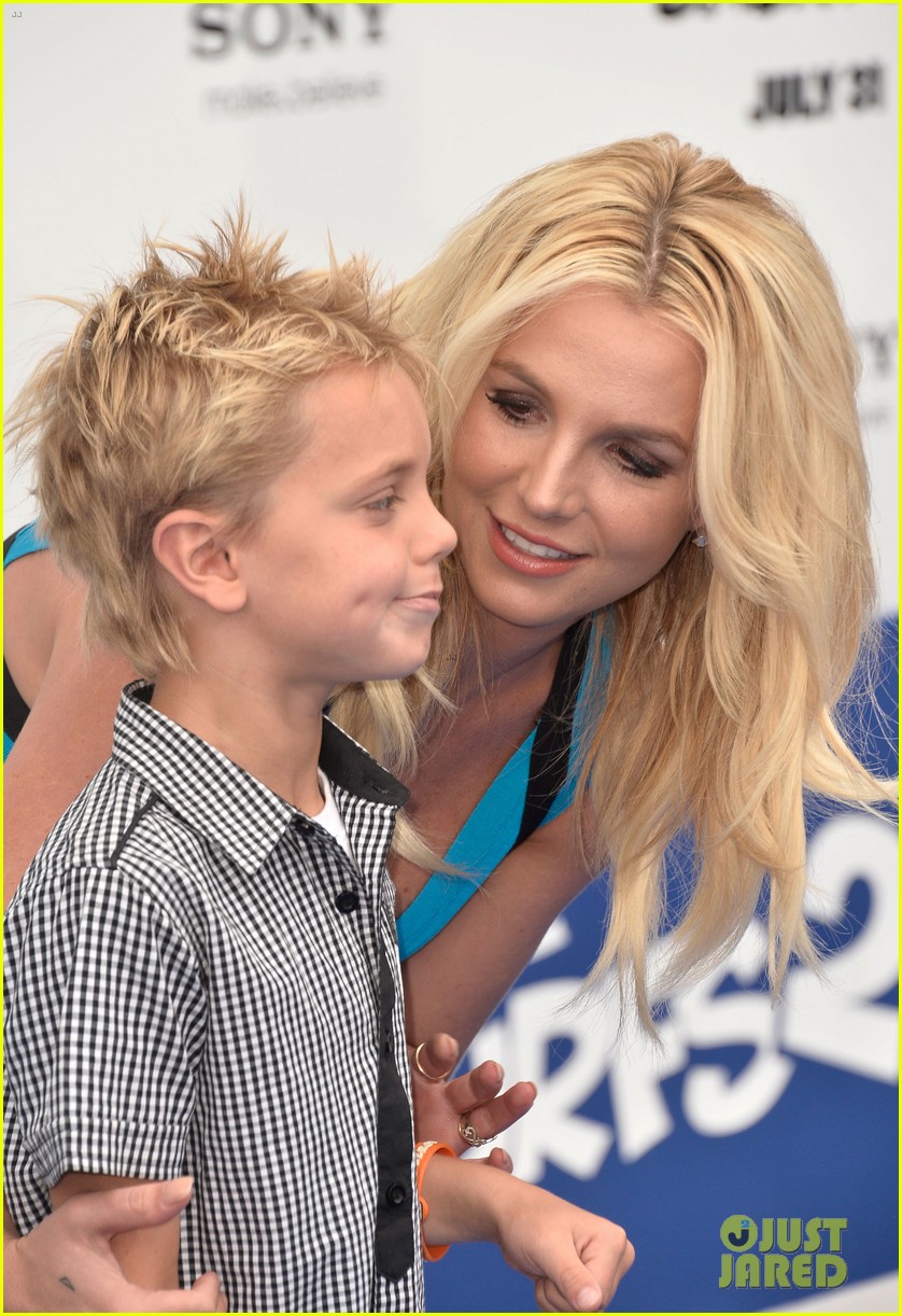 britney spears rare new photos with her kids 144655093