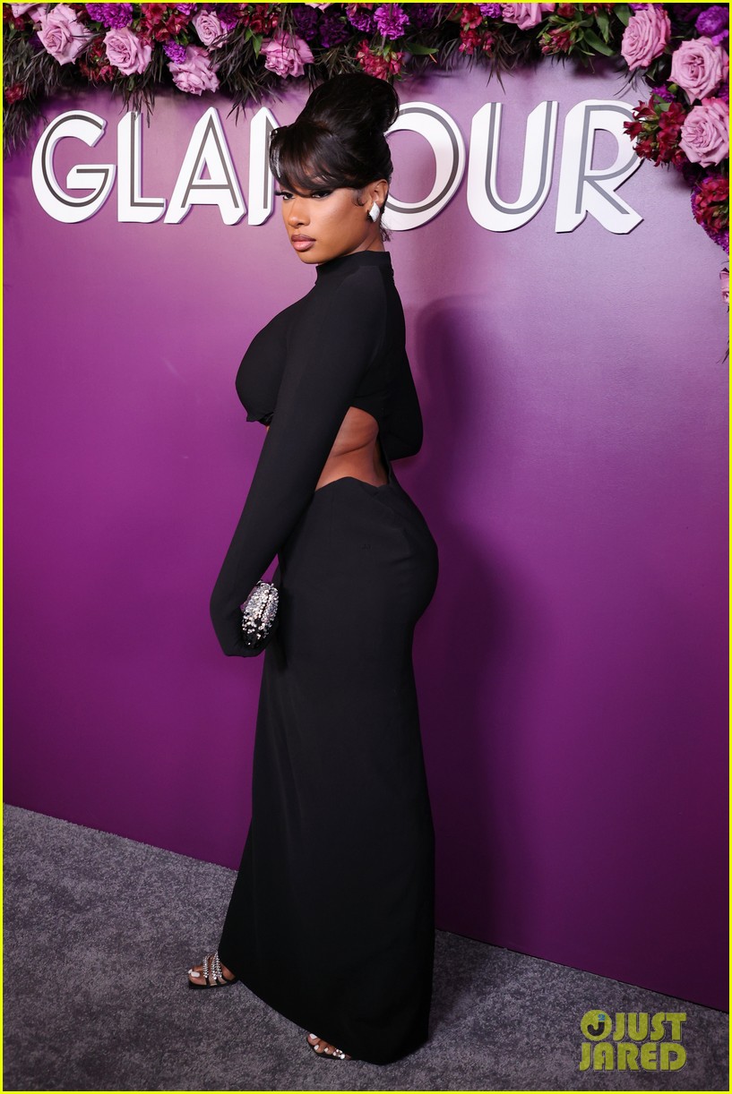 megan thee stallion cut out dress for glamour women of the year awards 09