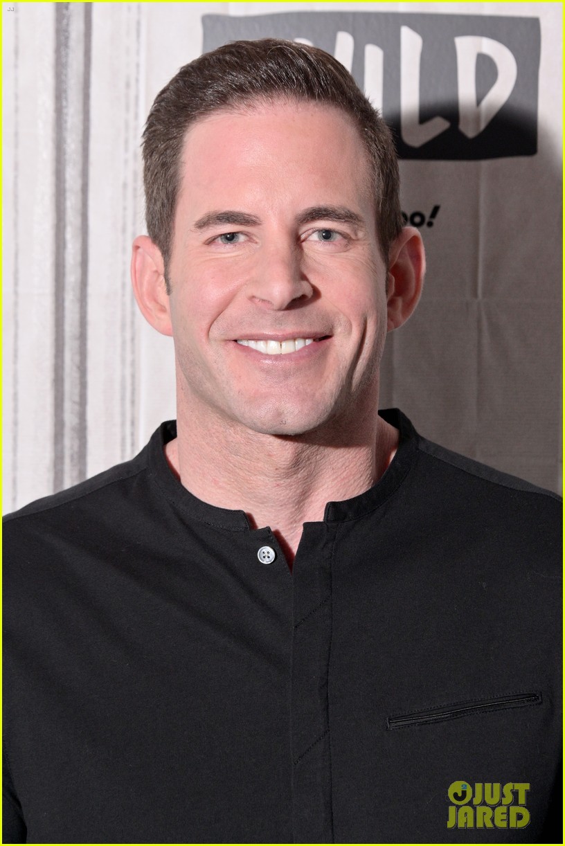 Tarek El Moussa Claps Back at Negative Comments About His Compression(00)