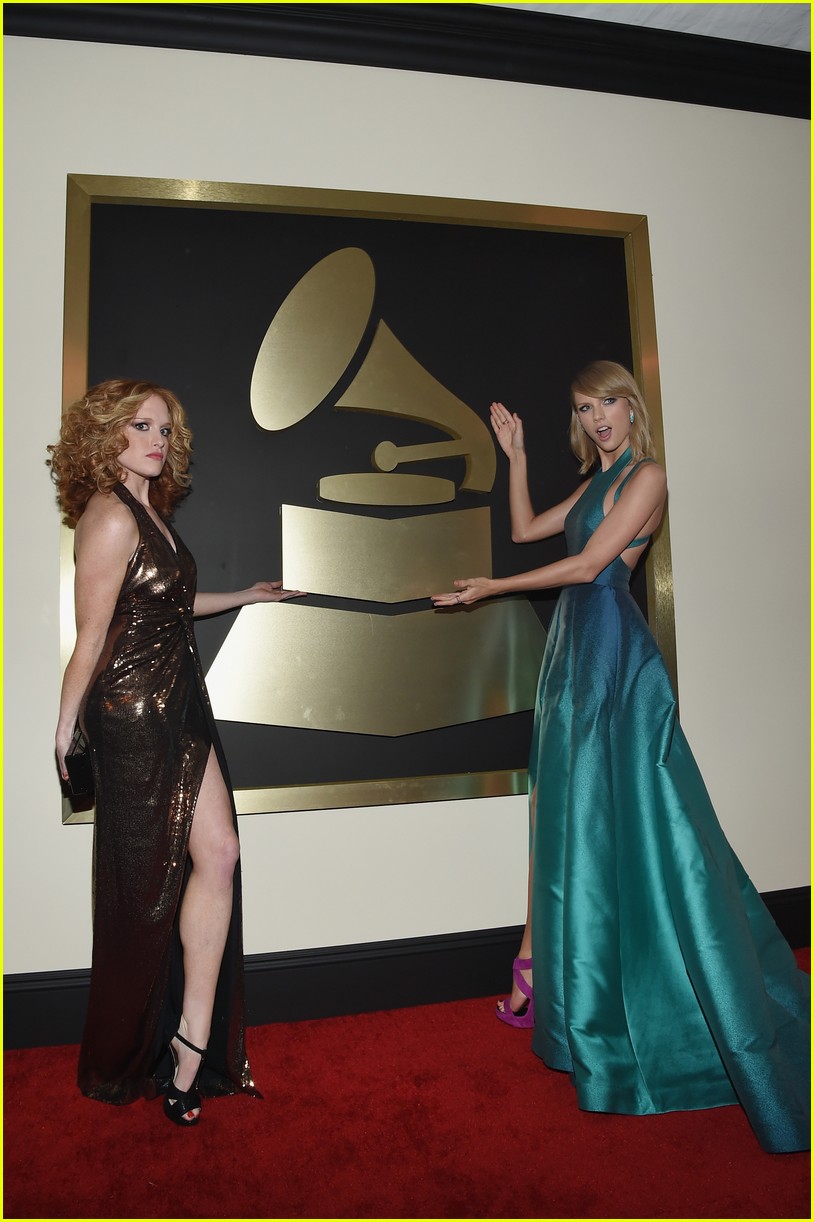 taylor swift bff abigail anderson engaged 044667793