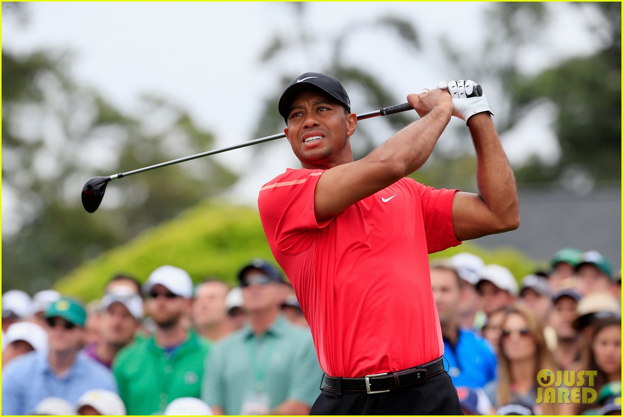 Tiger Woods Says He Will 'Never' Play Golf Again Full Time After His(00)