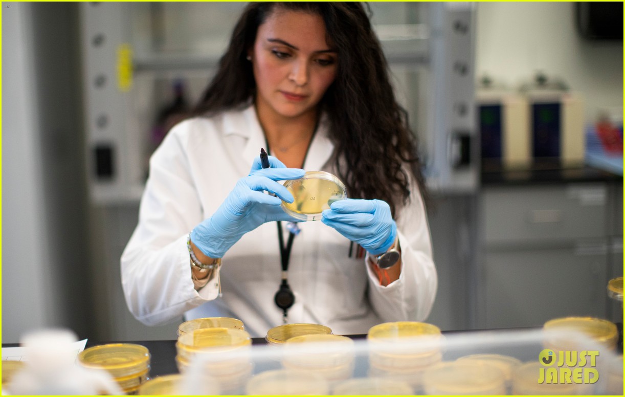 CDC Shortens Recommended COVID-19 Isolation Period for Asymptomatic ...