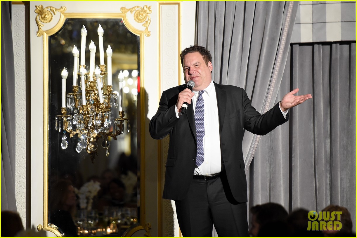 Jeff Garlin Exits 'The Goldbergs' Immediately Following HR(01)