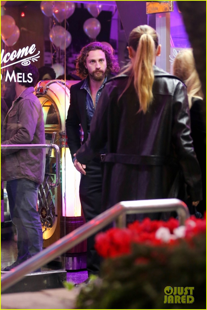 aaron taylor johnson wife sam party for al pacino 074676890