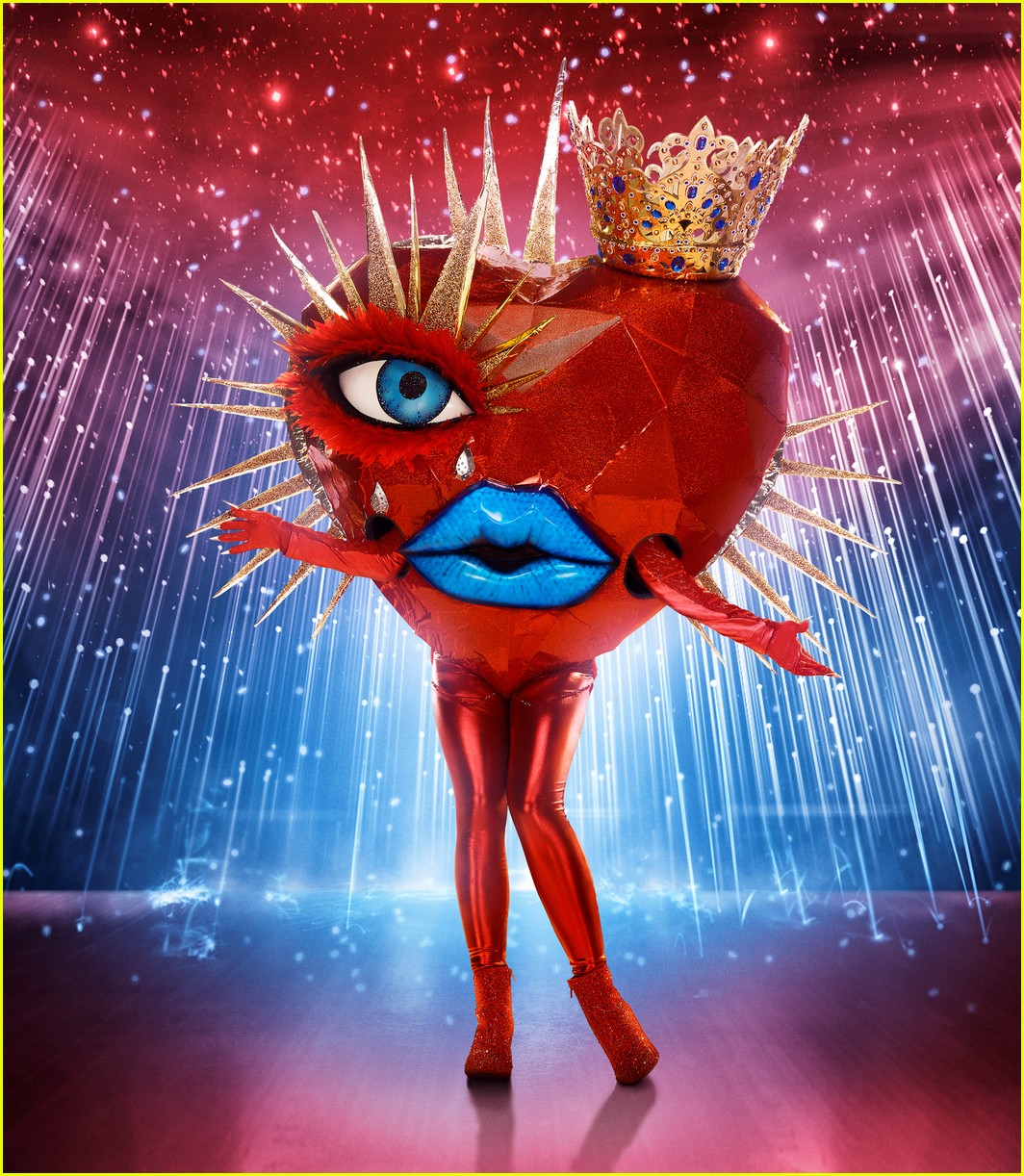 masked singer clues for queen of hearts 02