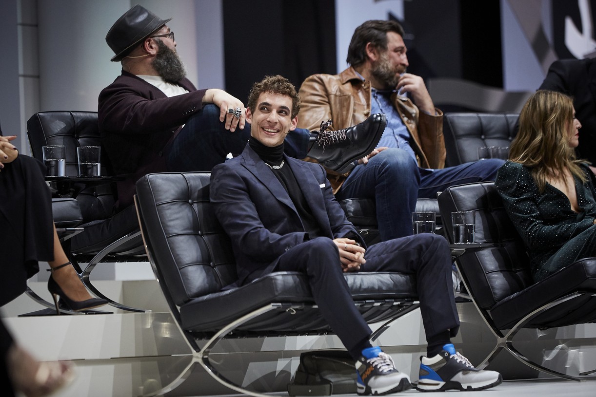 &lsquo;Money Heist&rsquo; Cast Gather For Final Season Launch in Madrid - See All