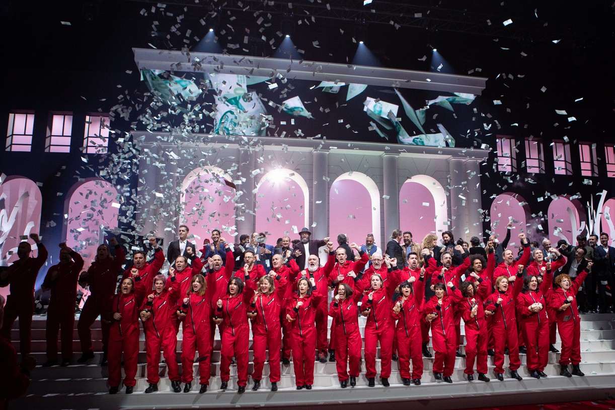 &lsquo;Money Heist&rsquo; Cast Gather For Final Season Launch in Madrid - See All