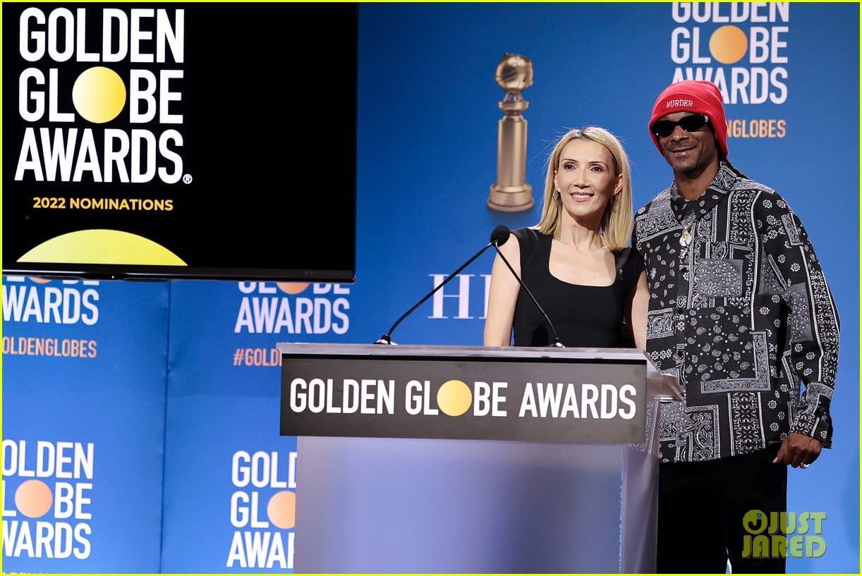 Snoop Dogg Mispronounces 2022 Golden Globe Nominees' Names in Hilarious