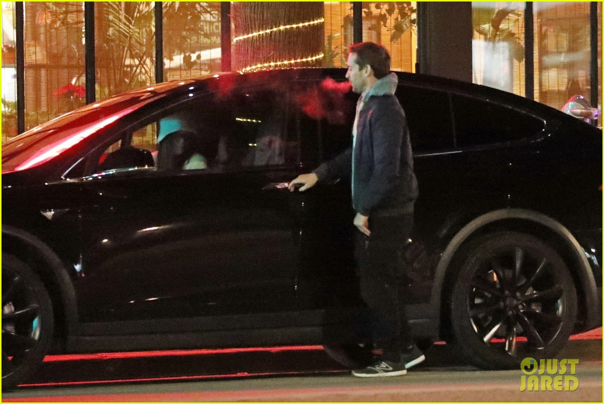 tobey maguire spotted with mystery woman 224680449
