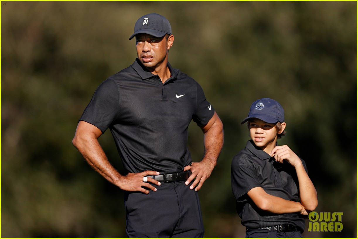 tiger woods plays golf with son charlie woods 024680120
