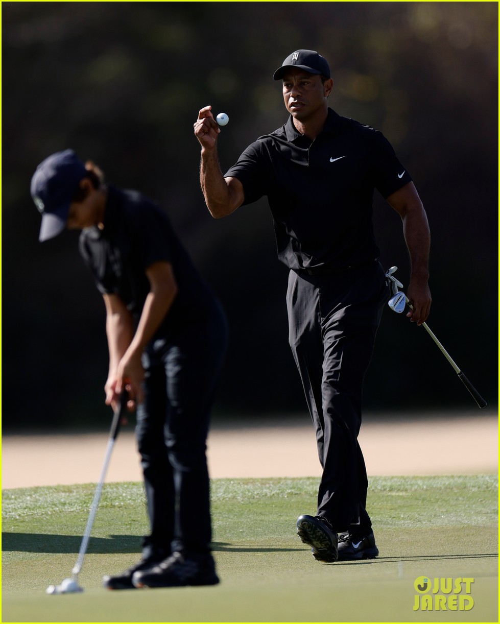 tiger woods plays golf with son charlie woods 644680182