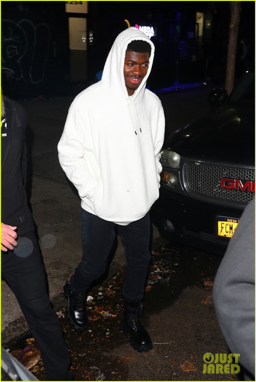 lil nas x enjoys night out with friends in harlem 034678093