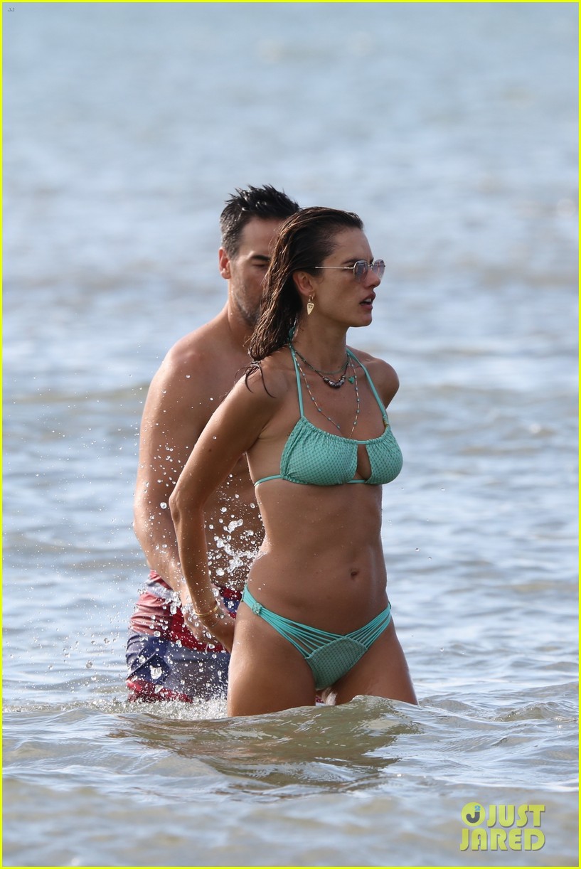 alessandra ambrosio richard lee show off some cute pda at the beach 714685753