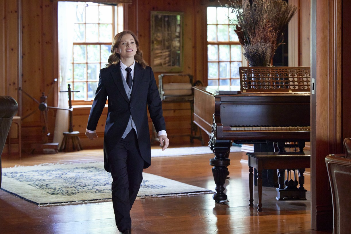 Who Stars in Hallmark's Butlers In Love? Meet The Cast!: Photo 4696705 ...