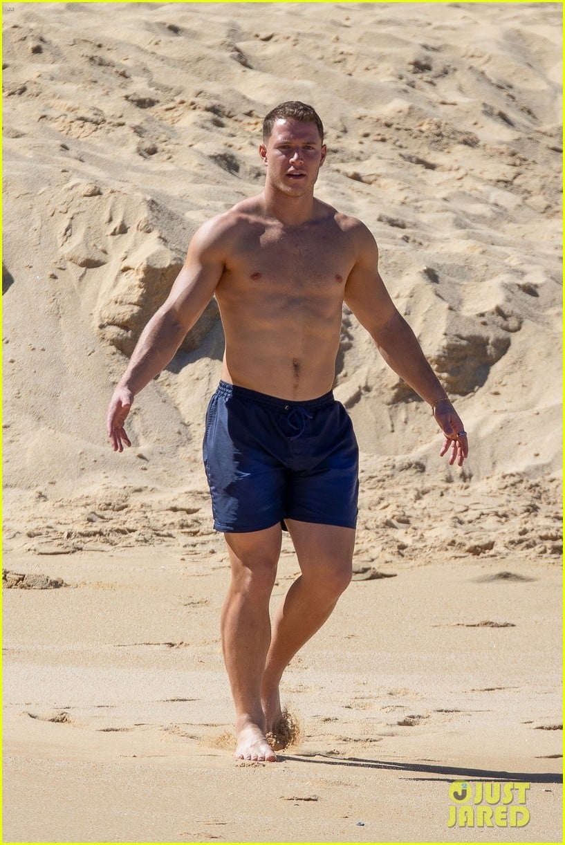 Model Olivia Culpo & NFL Star Christian McCaffrey Look Amazing on the Beach  in Mexico!: Photo 4691222 | Bikini, Christian McCaffrey, Olivia Culpo,  Shirtless Photos | Just Jared: Entertainment News