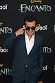 john leguizamo stayed out of sun for roles 01