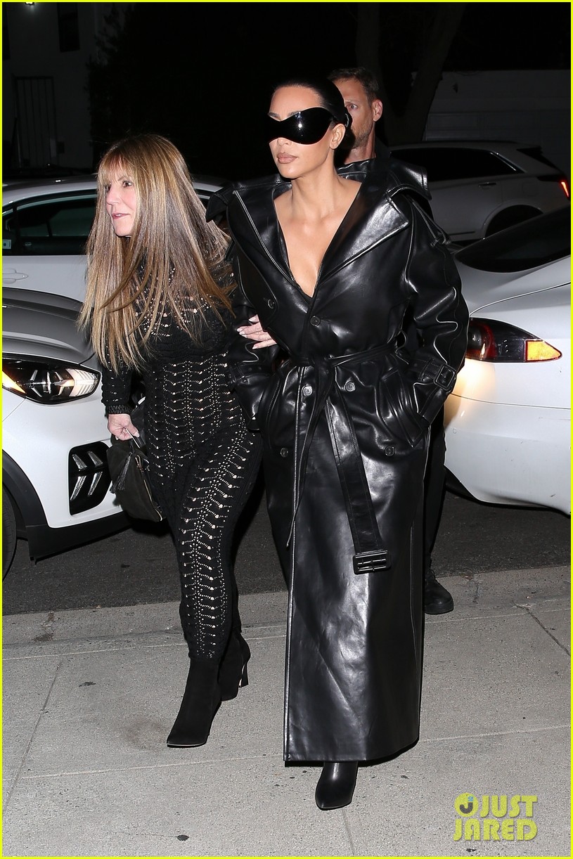 kim kardashian wears large sunglasses black leather trench coat art gallery 06