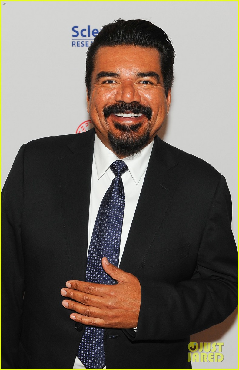 george lopez cuts comedy show short after falling ill 034685235