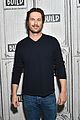 oliver hudson reveals how his family feels about his nude photos 12