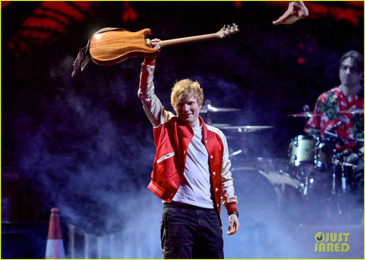 ed sheeran performs two songs at brit awards 2022 024701185
