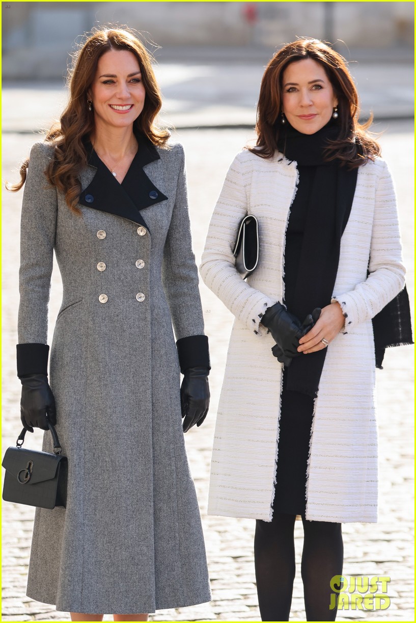 kate middleton meets crown princess mary of denmark 054710187