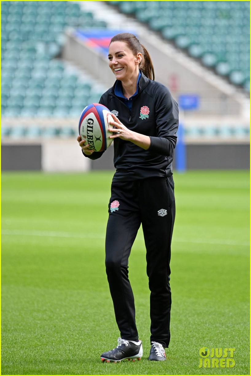 kate middleton rugby practice 214697874