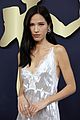 kelsey asbille piper perabo hassie harrison sag awards 10