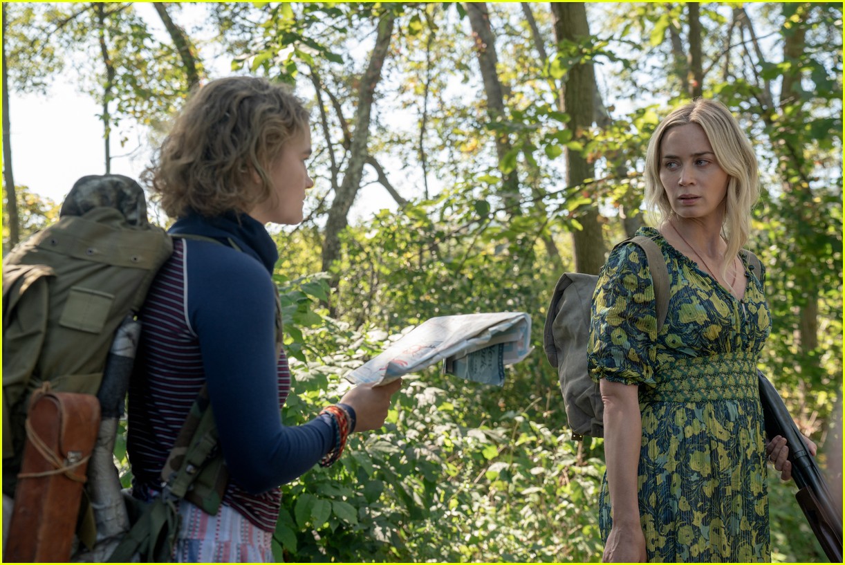 millicent simmonds noah jupe star in a quiet place part two trailer 044706645