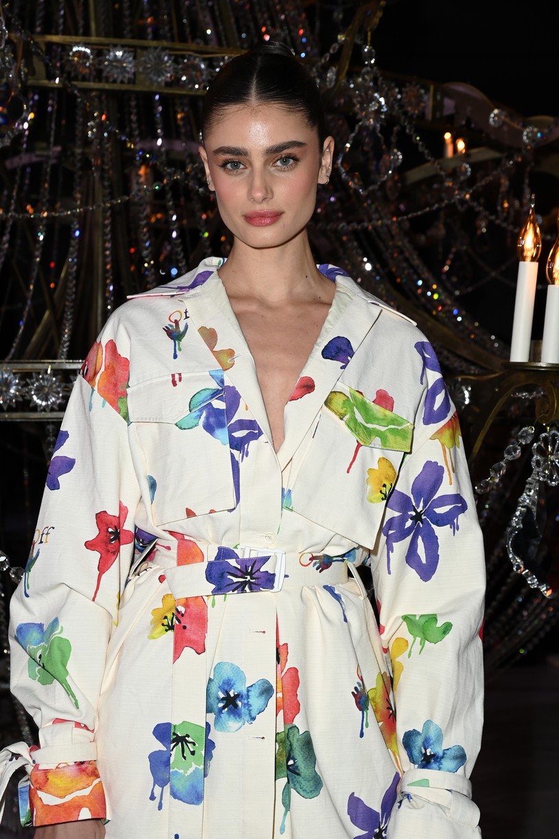 Pregnant Rihanna Steps Out in Chic Style For Off White Fashion Show in