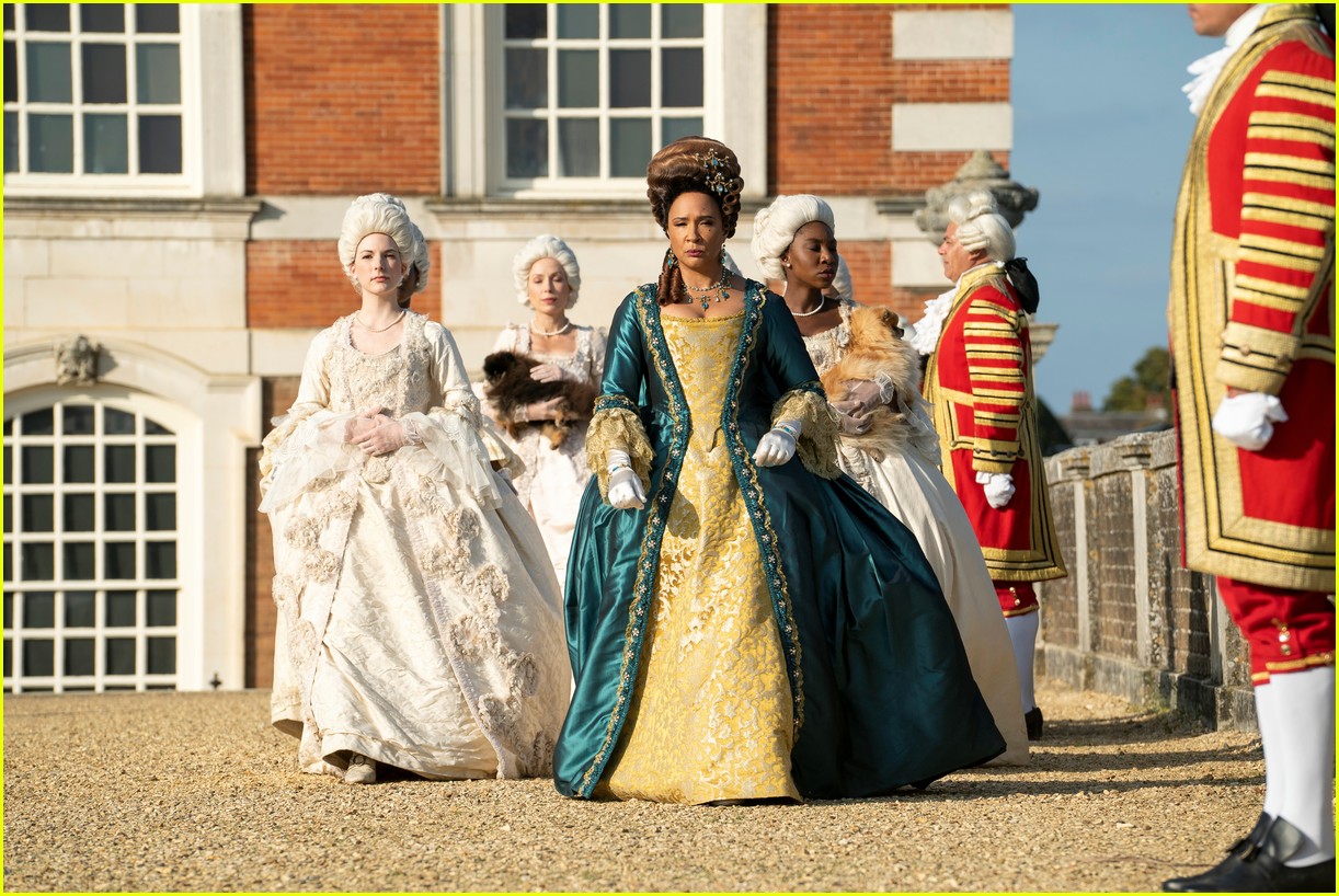 What is 'The Ton' in 'Bridgerton'? Here's What the Term Means!: Photo