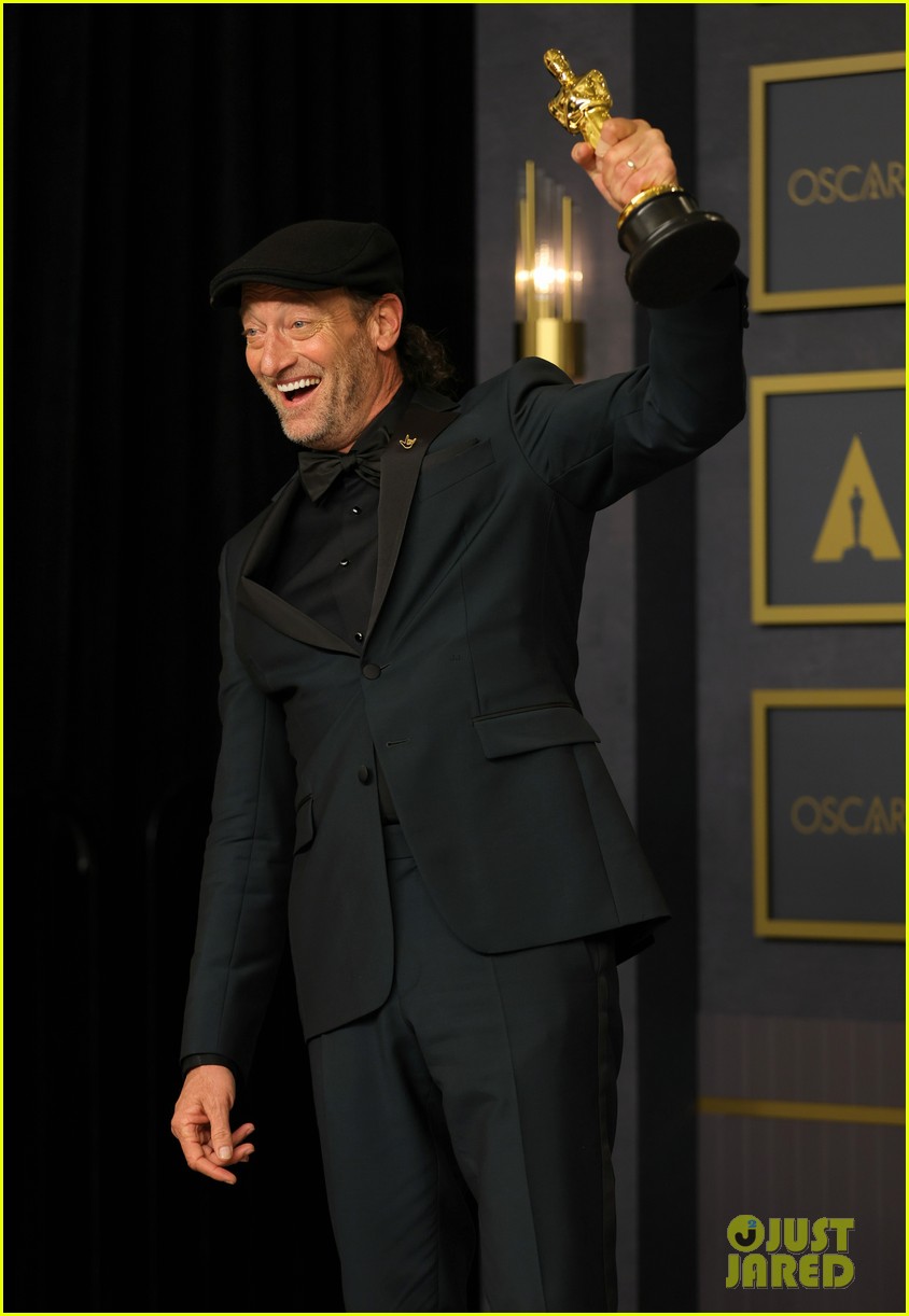 'CODA' Makes History With Best Picture Win at Oscars 2022 - Here Are ...