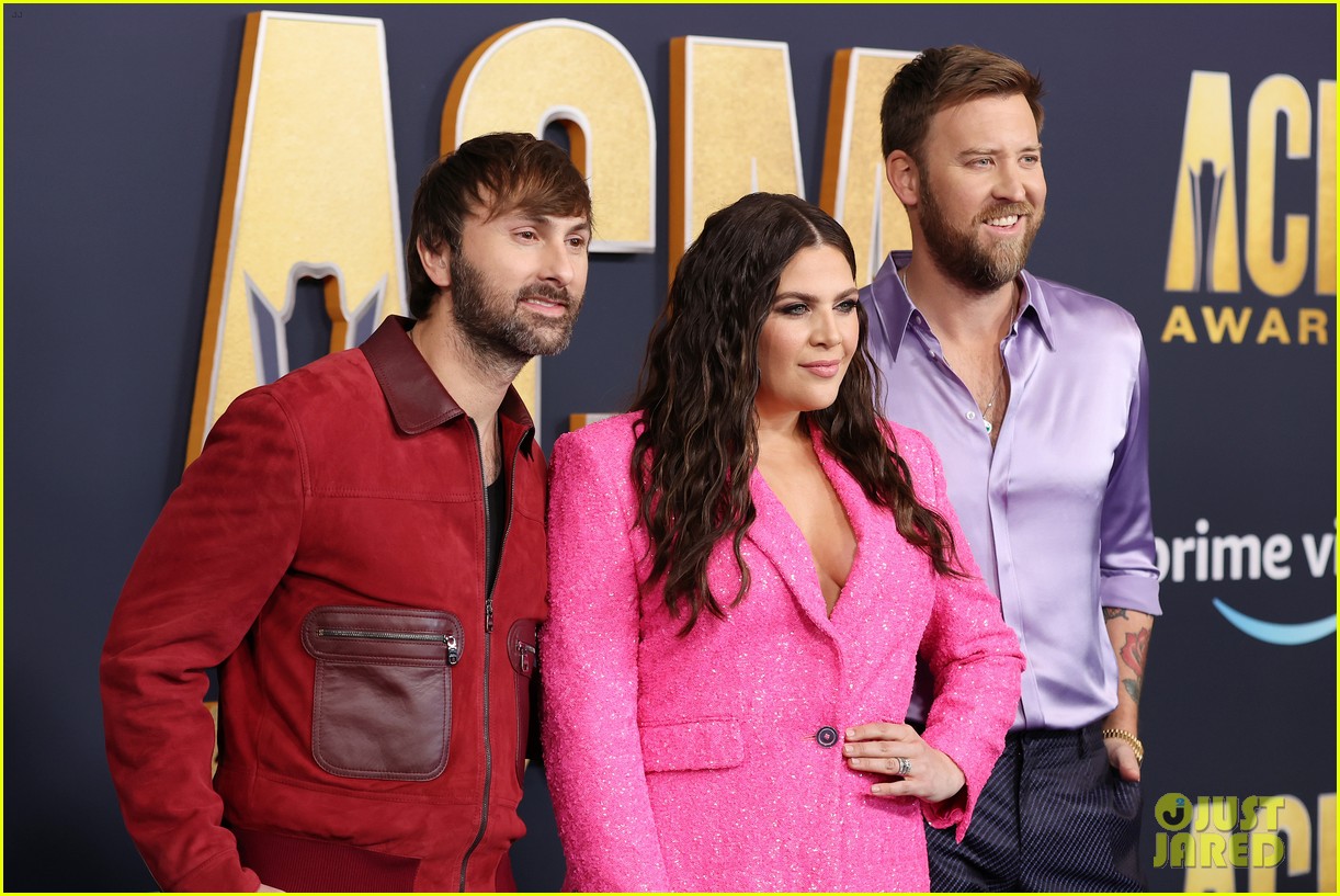 Old Dominion Wins Group of the Year for 5th Year in a Row at ACM Awards(01)