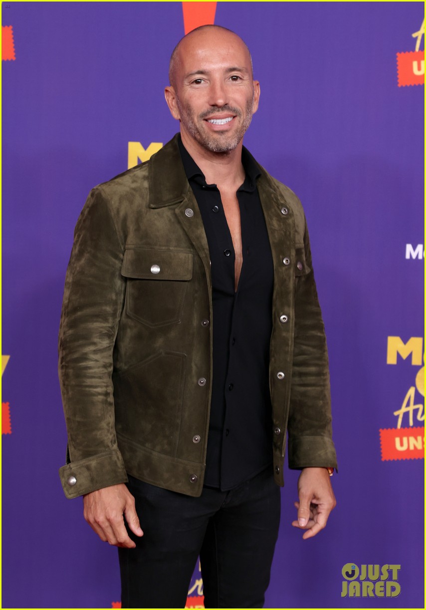 'Selling Sunset' Star Jason Oppenheim Speaks Out After Armed Robbery in