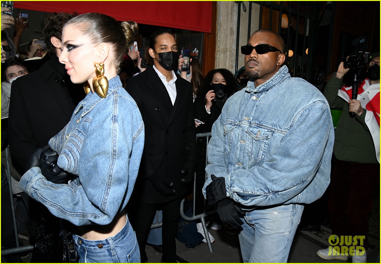 Julia Fox Calls Kanye West 'The Ultimate Stunt Queen,' Says She Lost 15