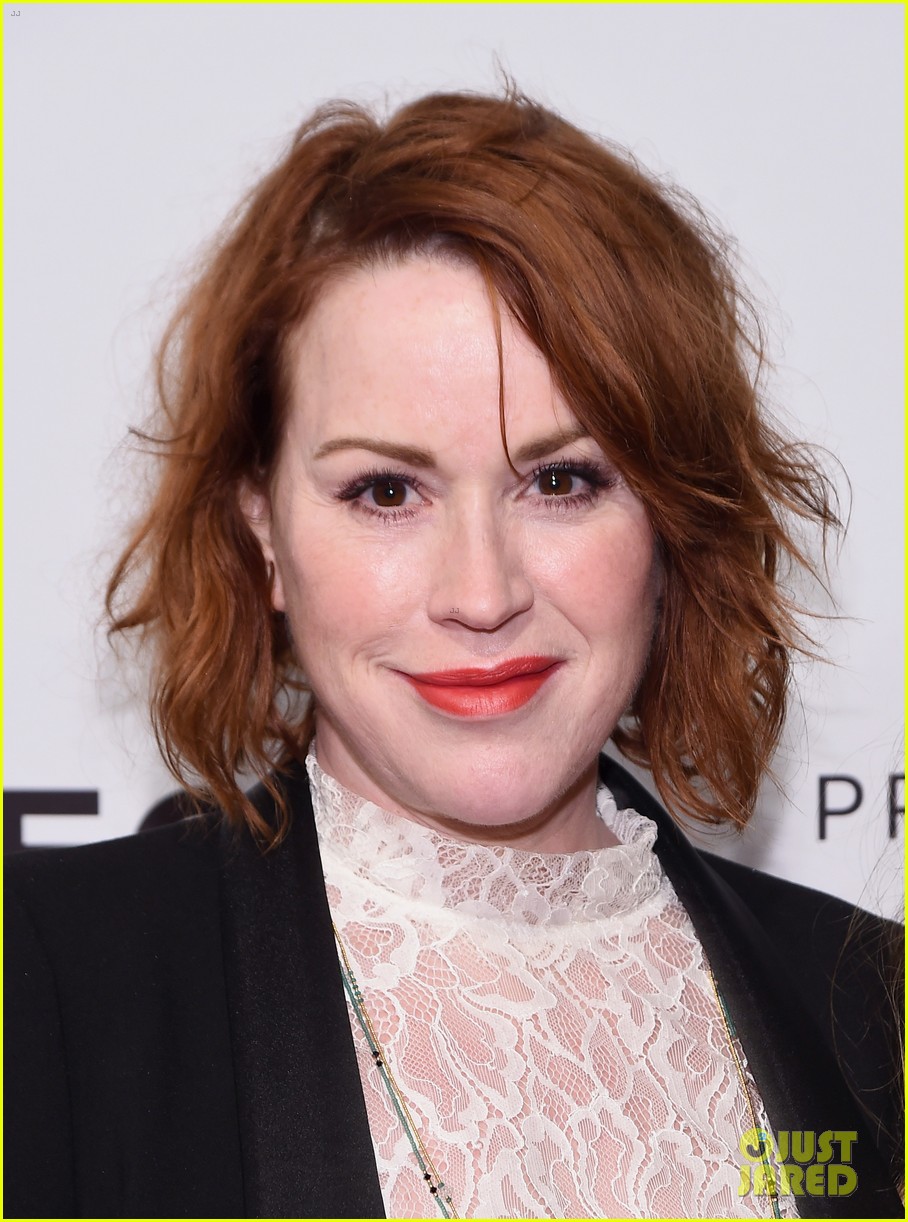 molly ringwald on sixteen candle series 014725970