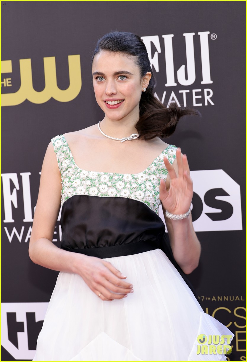 Maid's Margaret Qualley Makes Public Debut with Boyfriend Jack Antonoff