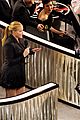 amy schumer kirsten dunst moment at oscars 02