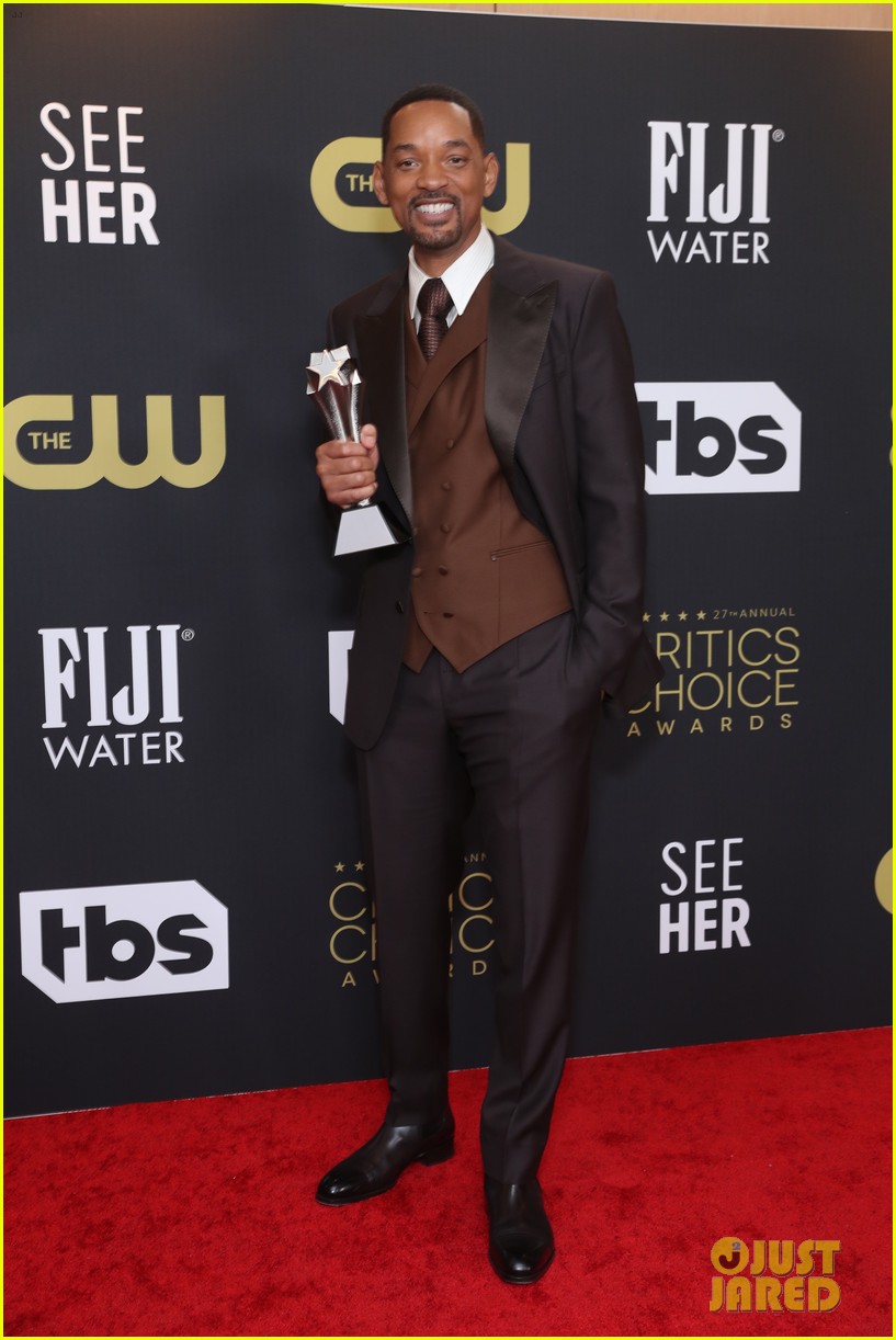 Will Smith Wins at Critics' Choice Awards 2022, Thanks Venus & Serena
